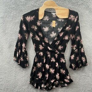 American eagle outfitters size XS romper shorts black floral long flared sleeves